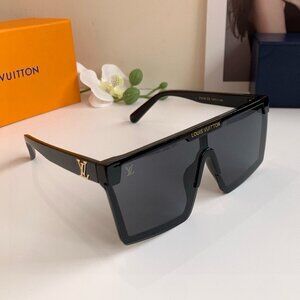 Louis Vuitton Square Black Sunglasses